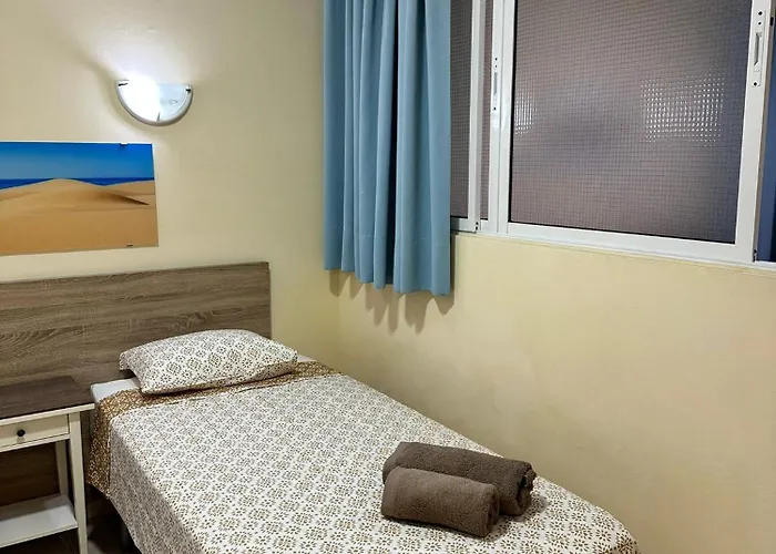 Anau- - Yumbo * Playa del Inglés